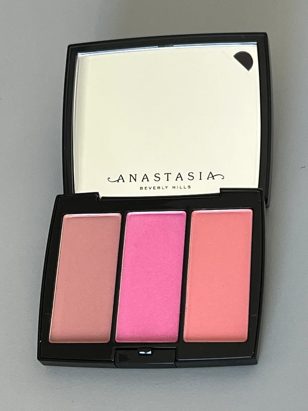 Anastasia Beverly Hills Blush Trio - Pool Party image indicator(2)