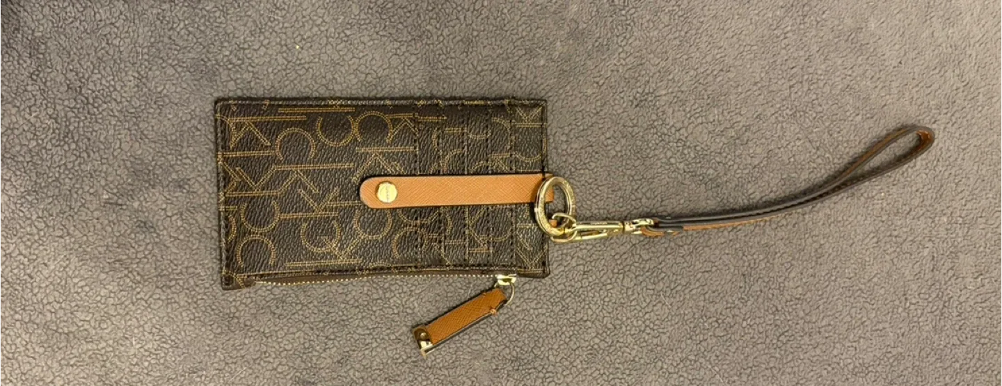 Women’s wallet image indicator(2)