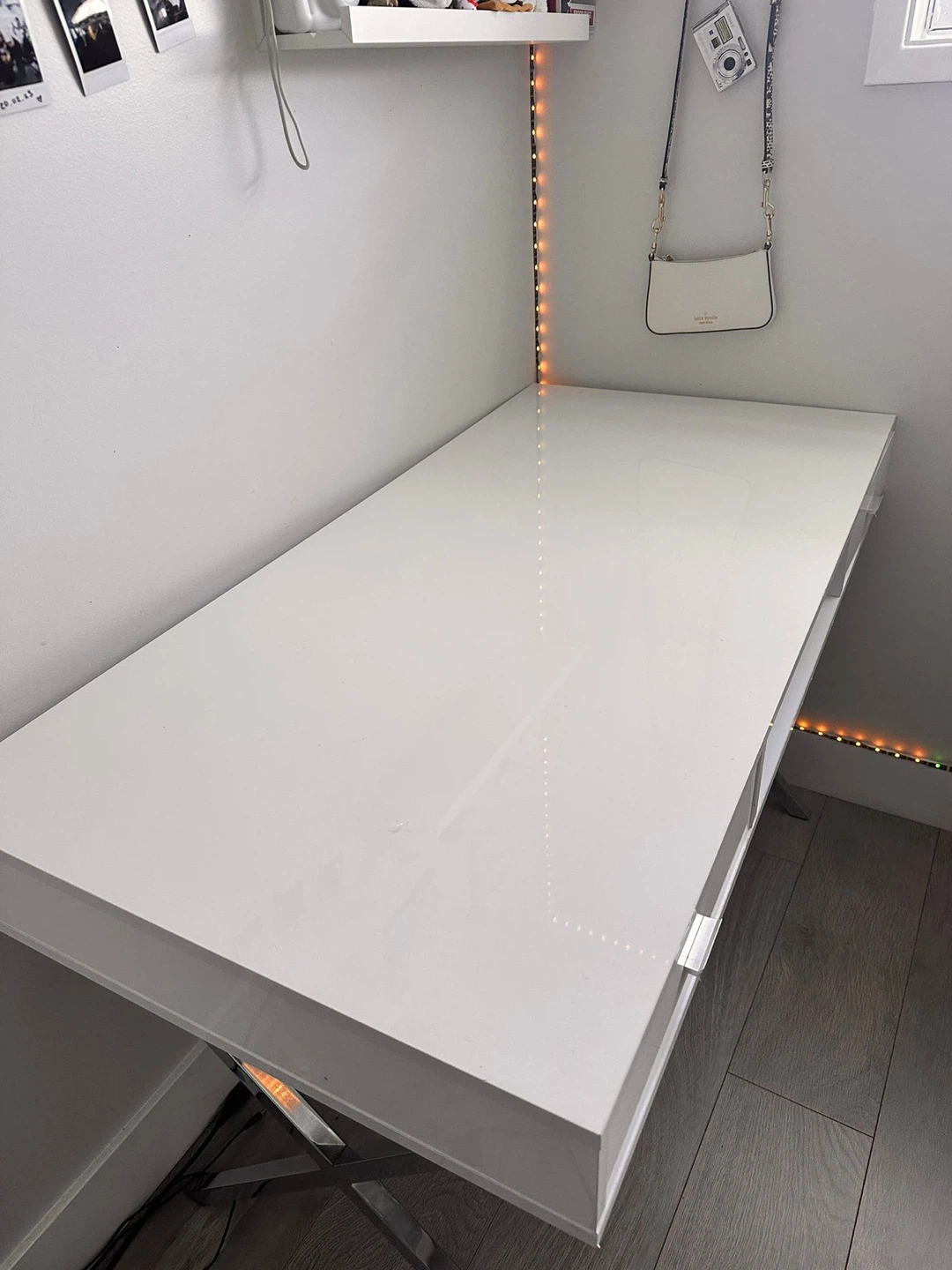 White Desk with Chrome Legs - photo 3