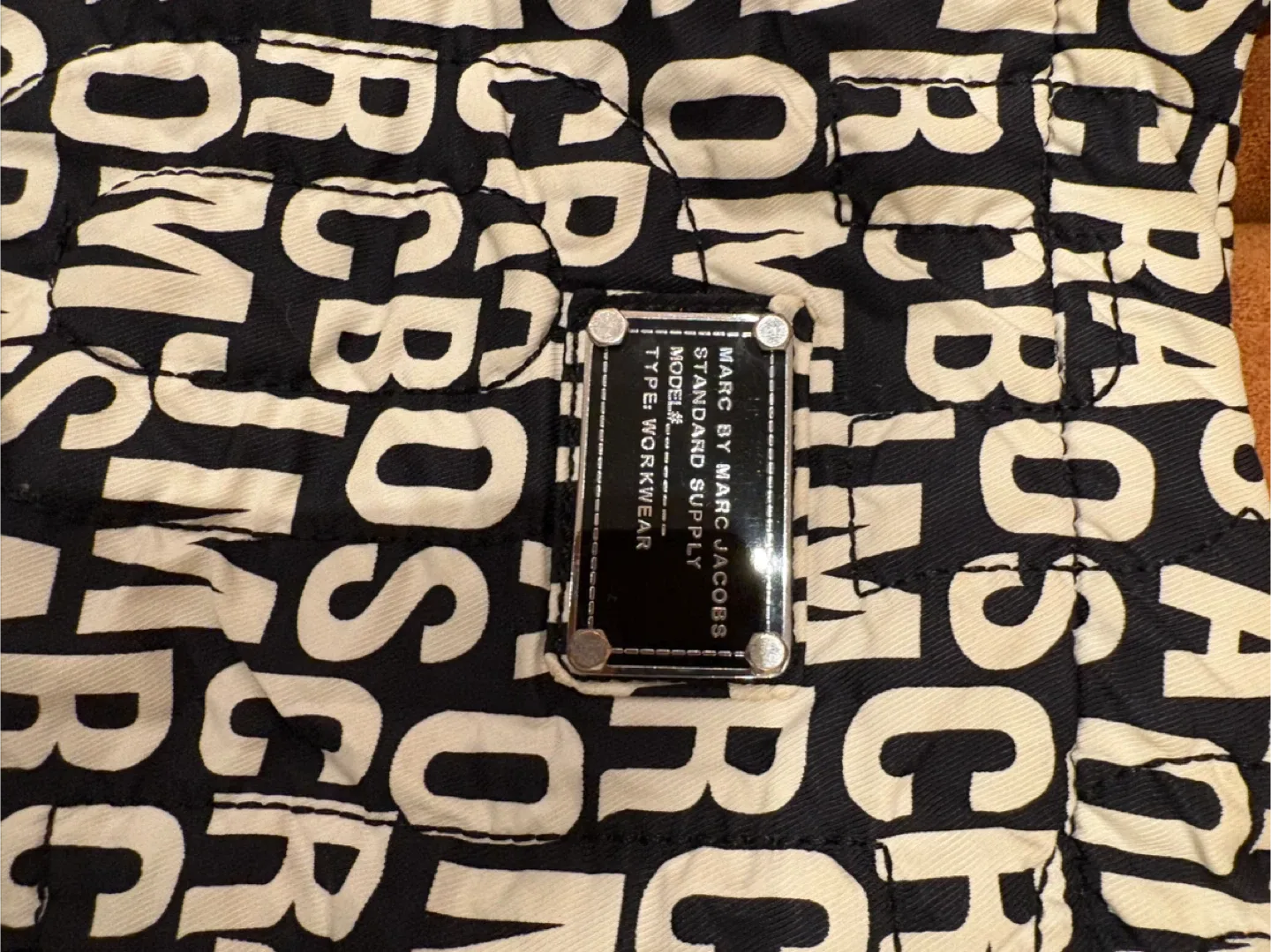 Marc by Marc Jacobs Standard Supply Workwear Tote Bag image indicator(2)