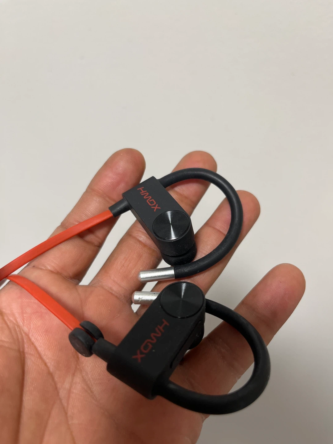 HMOX HB-EP300 Bluetooth Headphones - Black & Red - photo 2