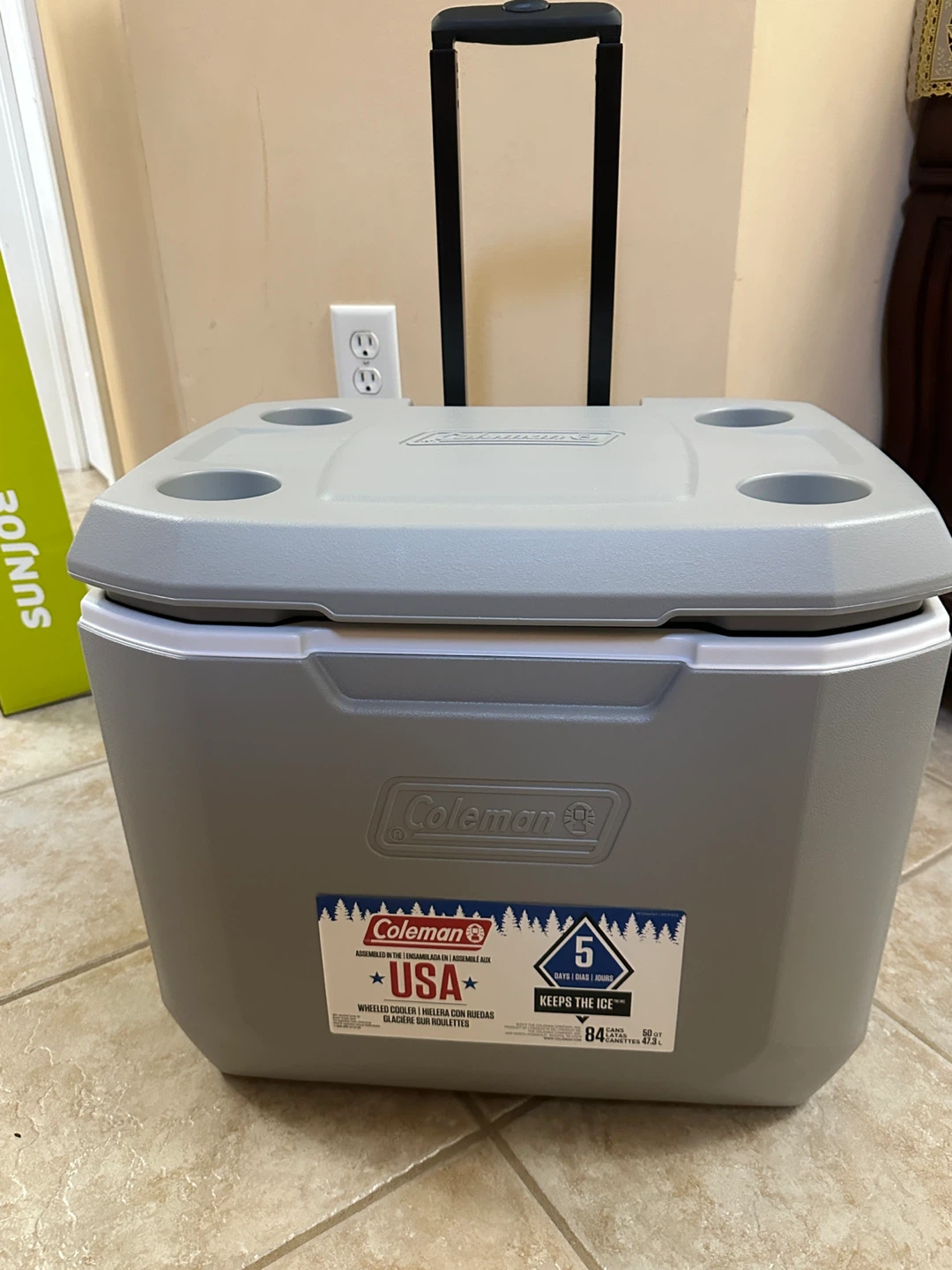 Brandnew Coleman 60-Qt Wheeled Cooler - photo 5
