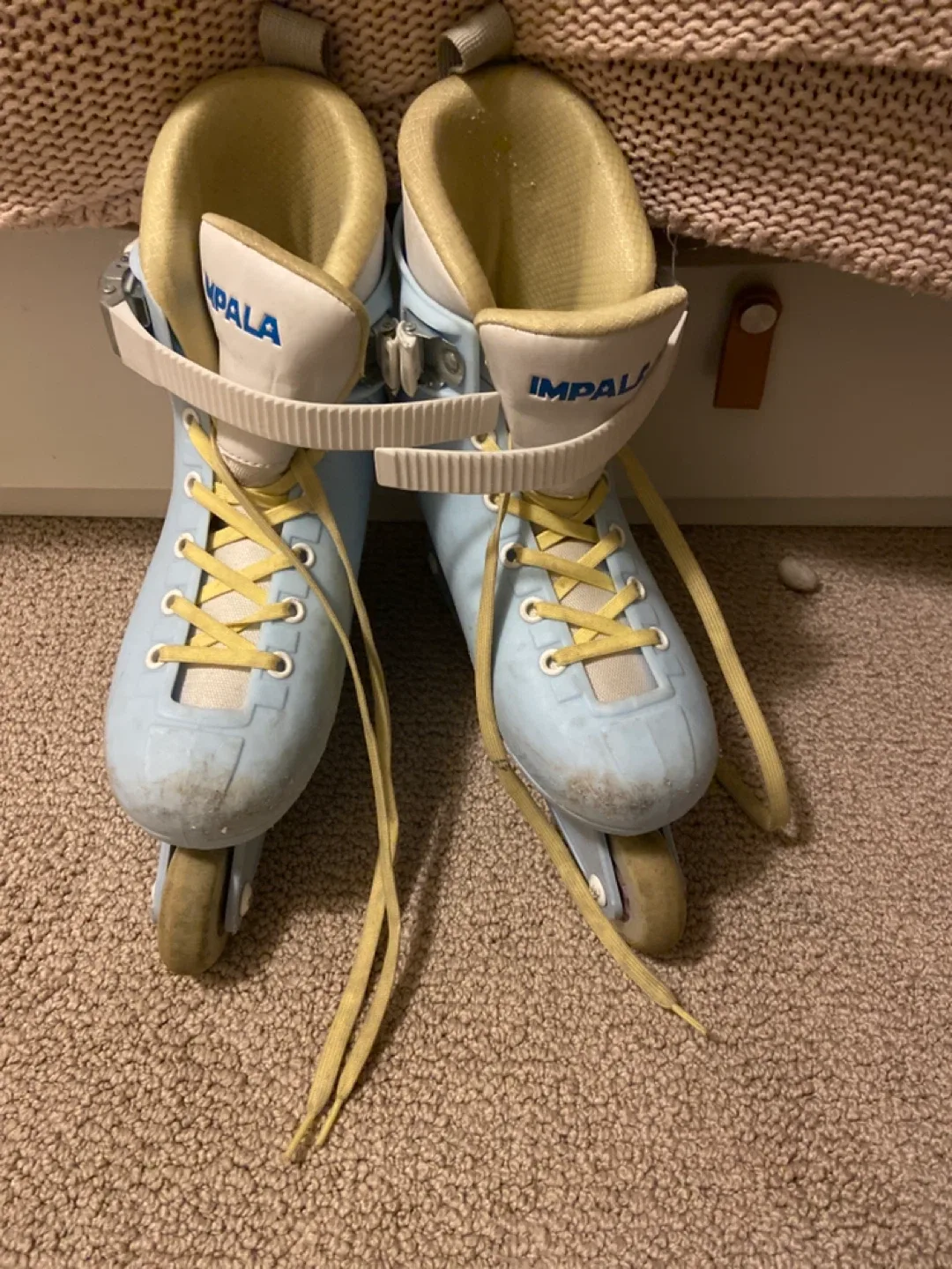 Impala Roller Skates - Size 6 image indicator(2)