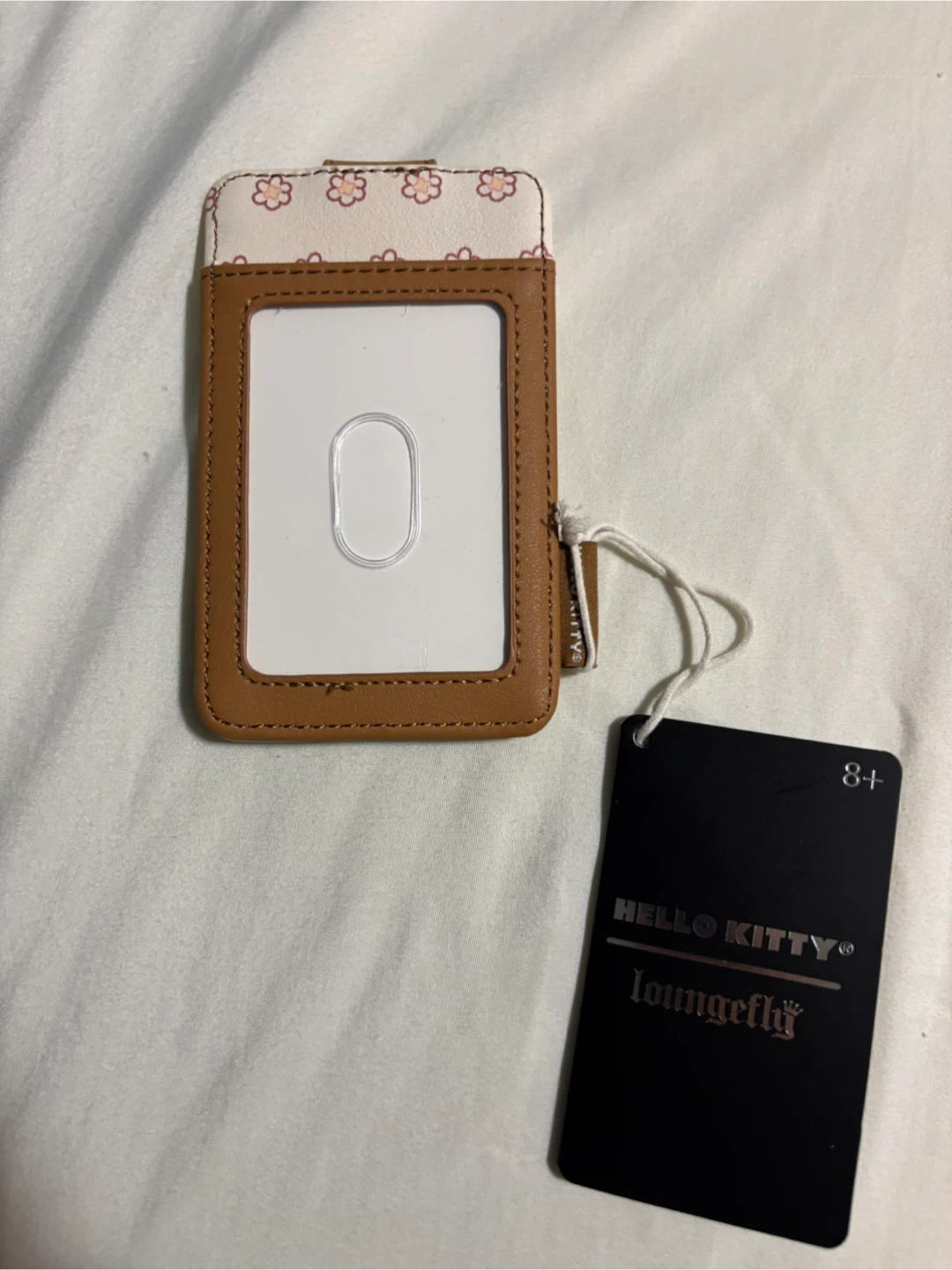 Hello Kitty Loungefly Cardholder -l - photo 2
