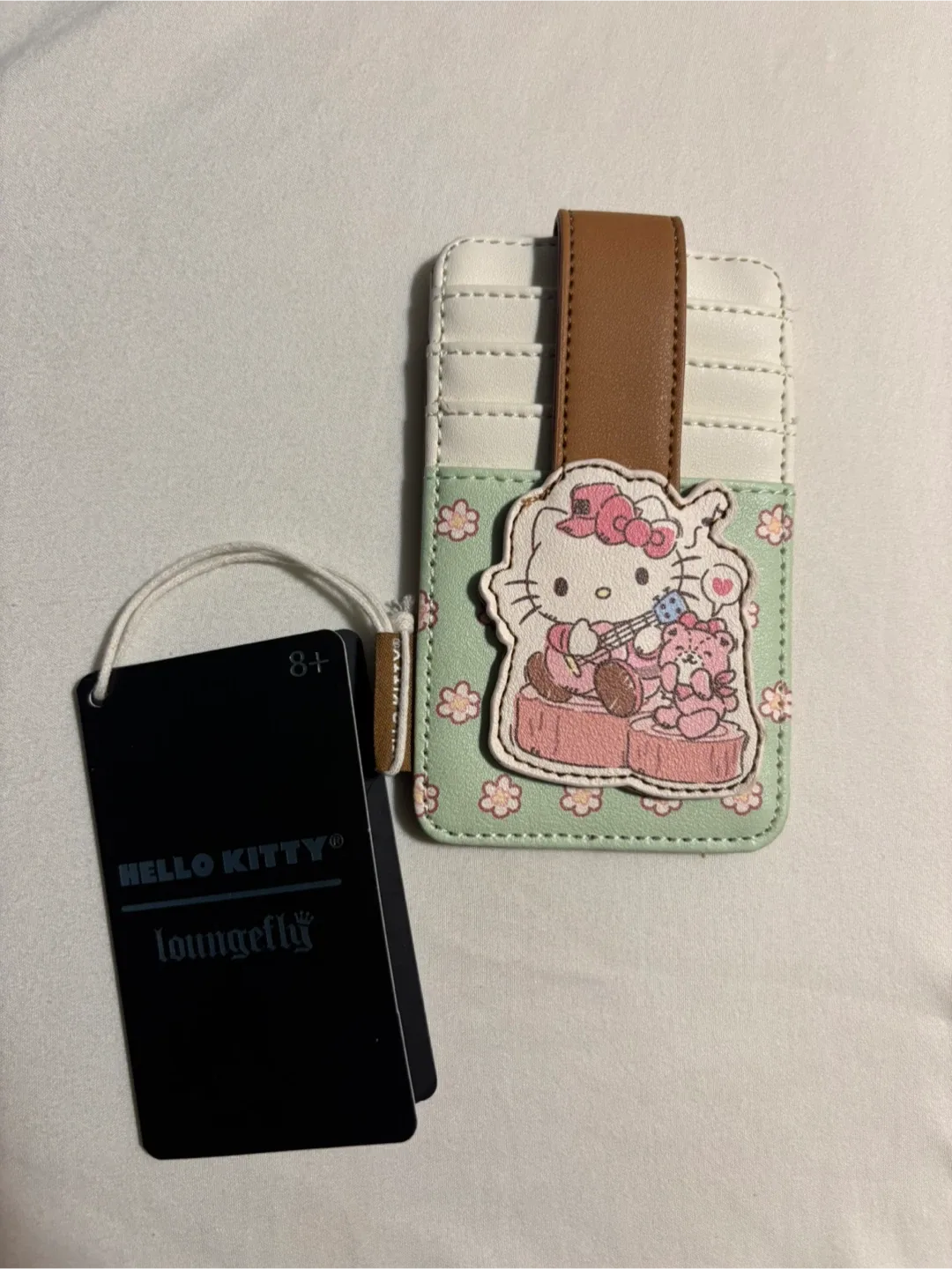 Hello Kitty Loungefly Cardholder -l