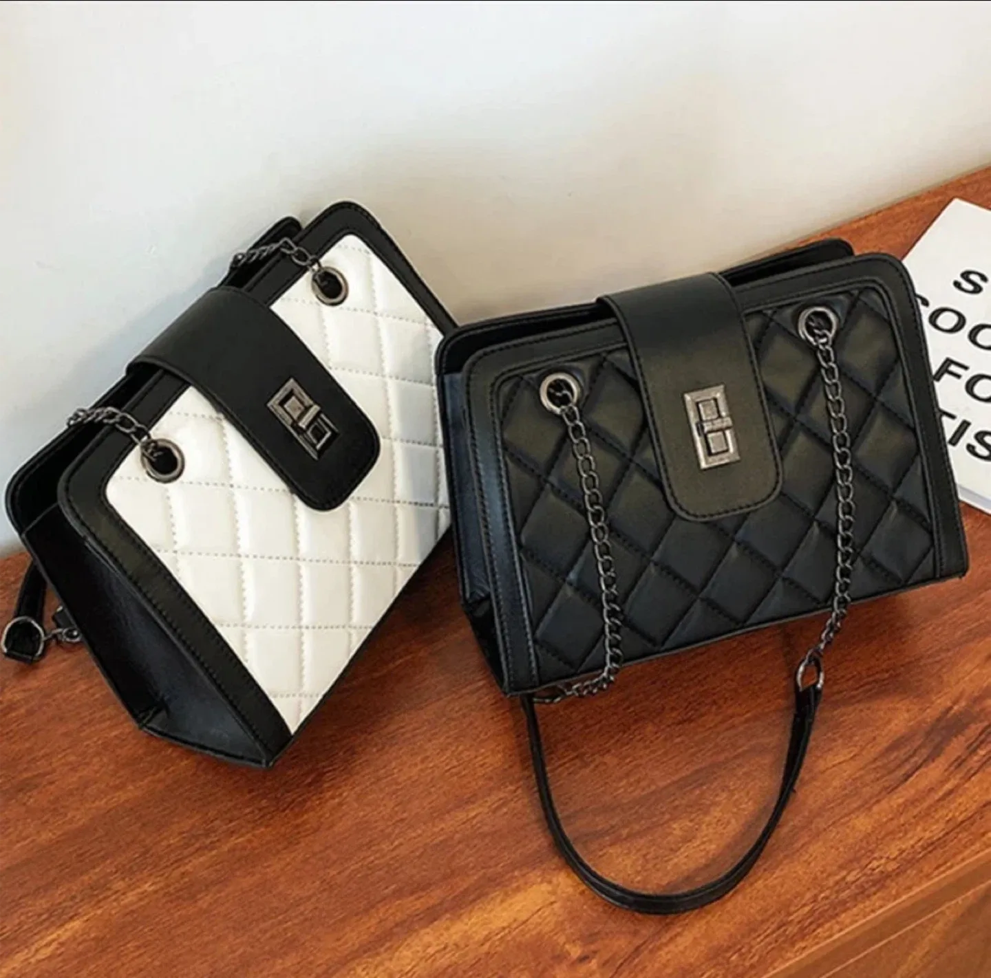 Assorted Fashion Handbags image indicator(5)