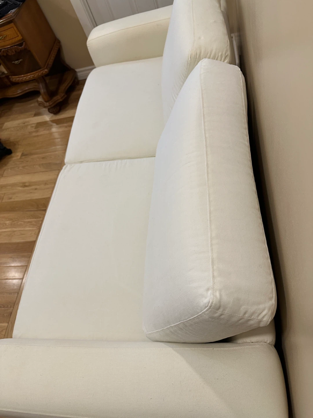 Modern White Cloud 3-Seater Sofa (CAN DELIVER) - photo 5