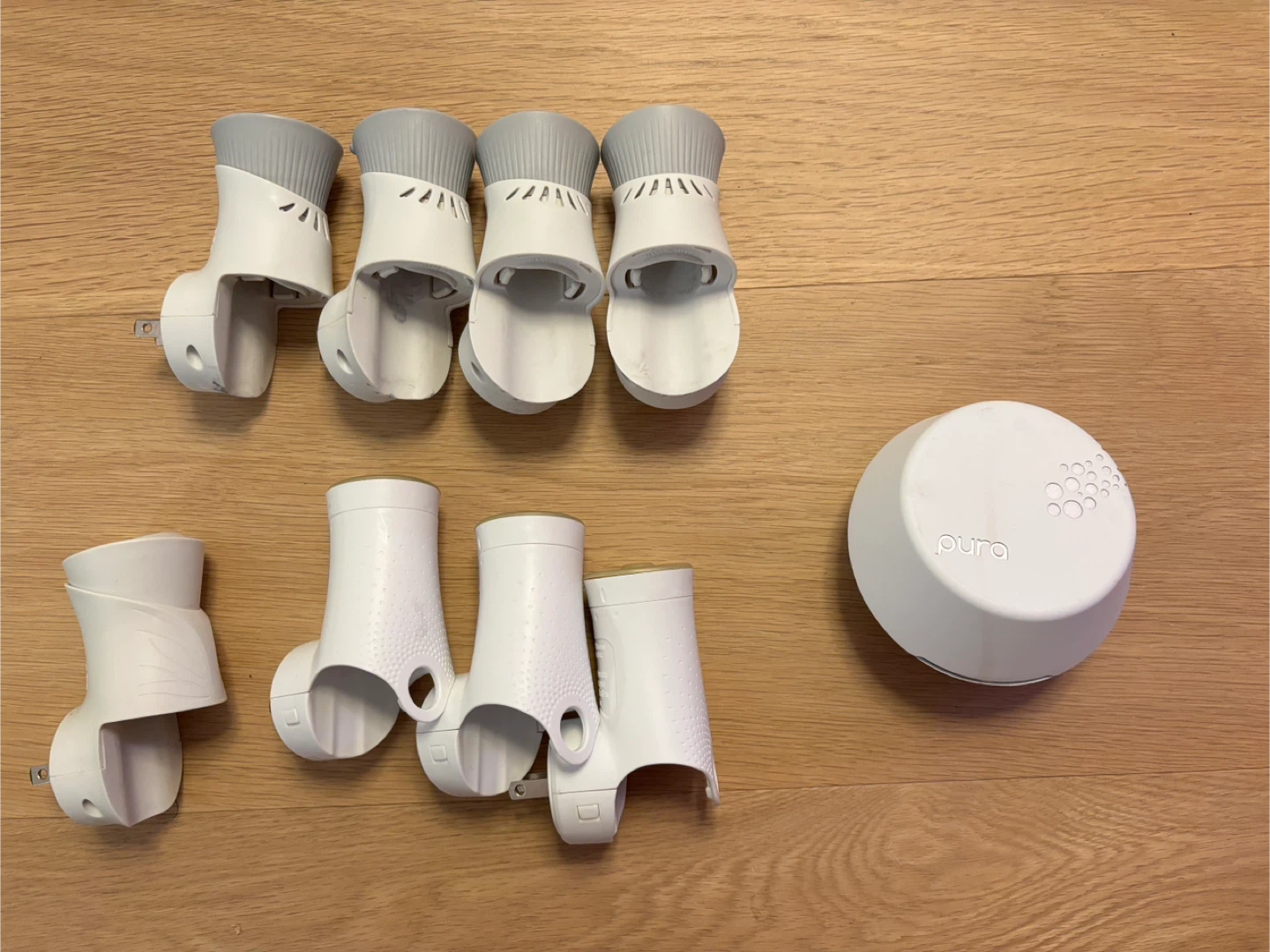 Pura Smart Home Fragrance Diffuser + 8 air wick