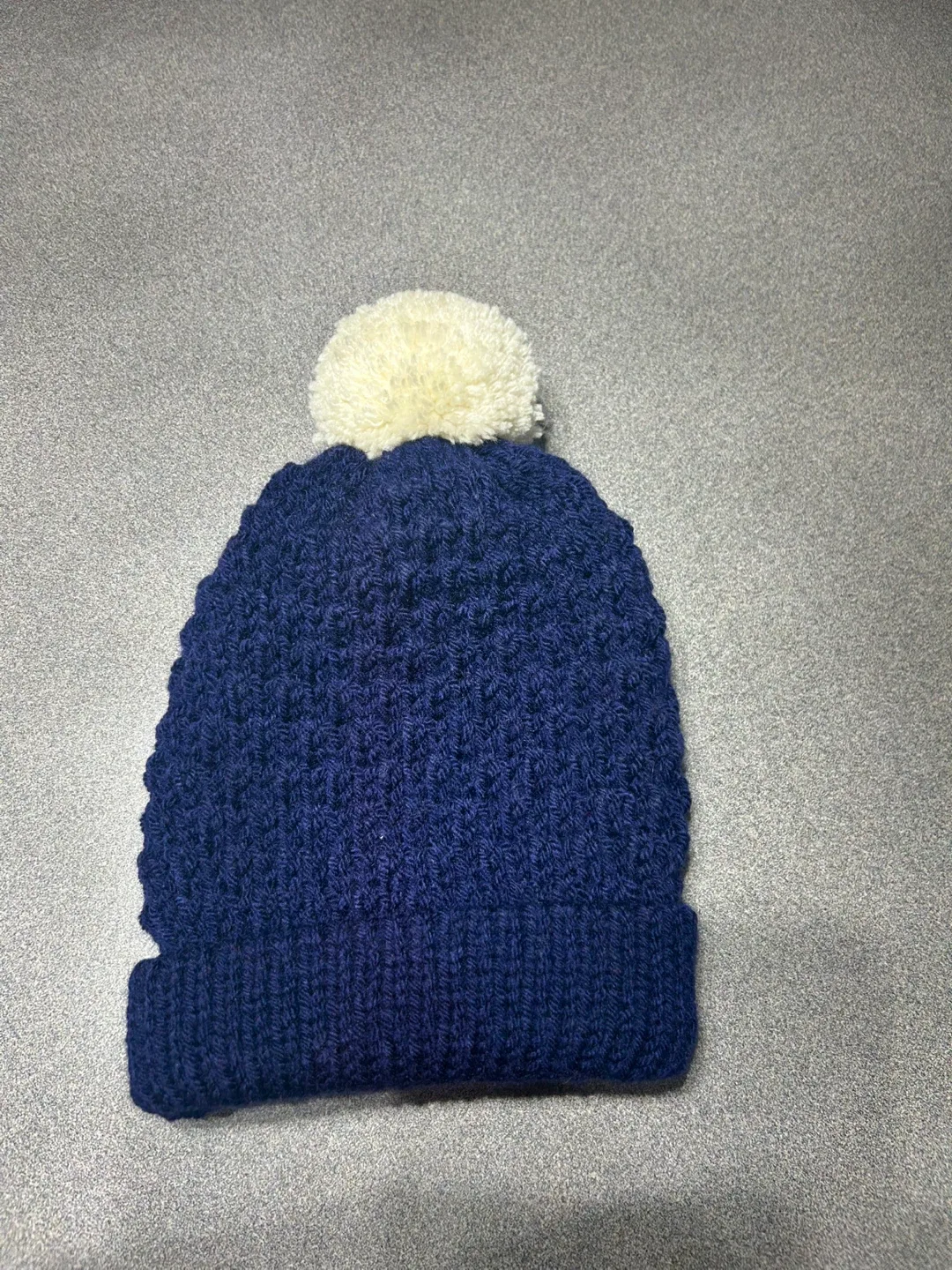 Handmade Knitted Pom Beanies image indicator(2)