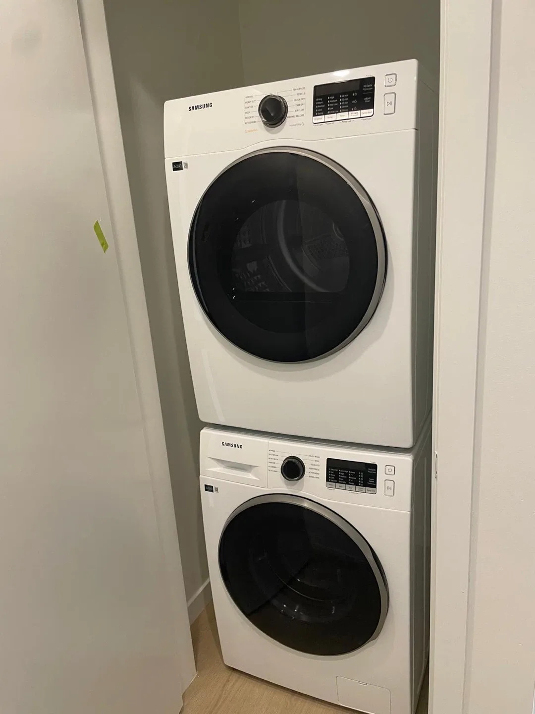 Cozy Apartment for rent image indicator(8)