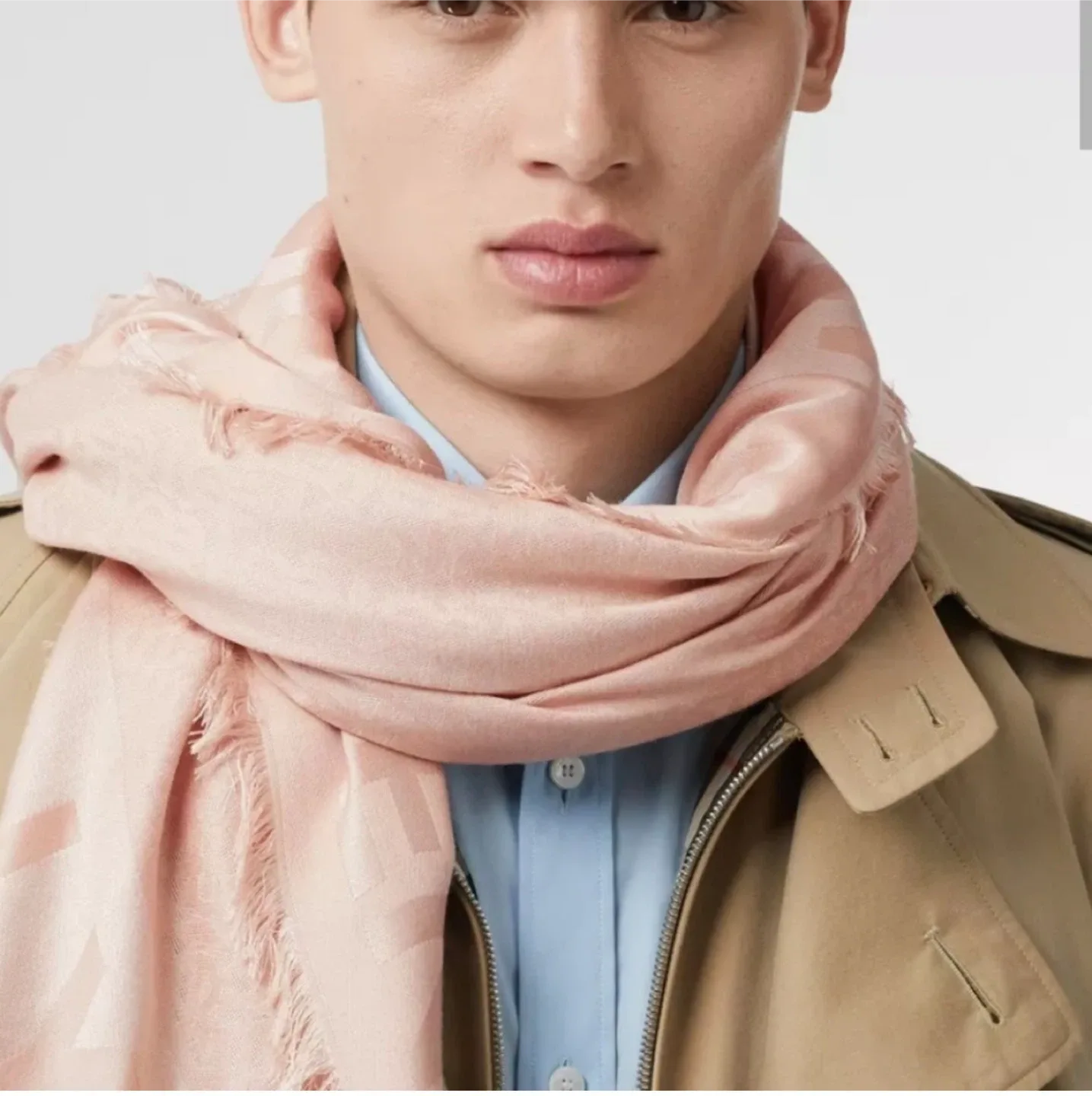 Burberry London England Scarf - Pink image indicator(2)