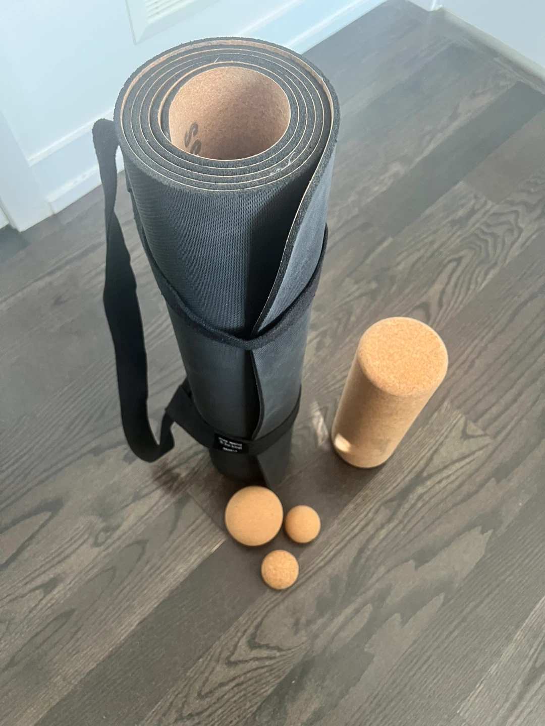 Cork Yoga Mat Set - photo 4
