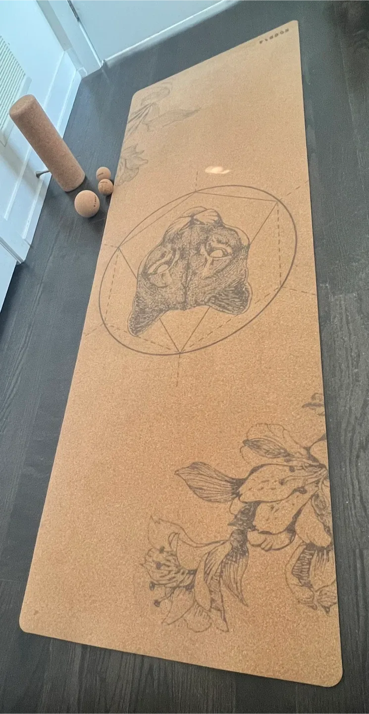 Cork Yoga Mat Set image indicator(3)
