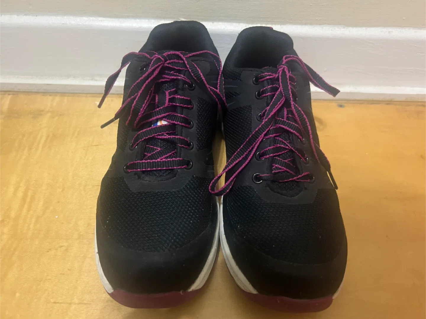 Black steel toe  Shoes with Purple Laces image indicator(5)