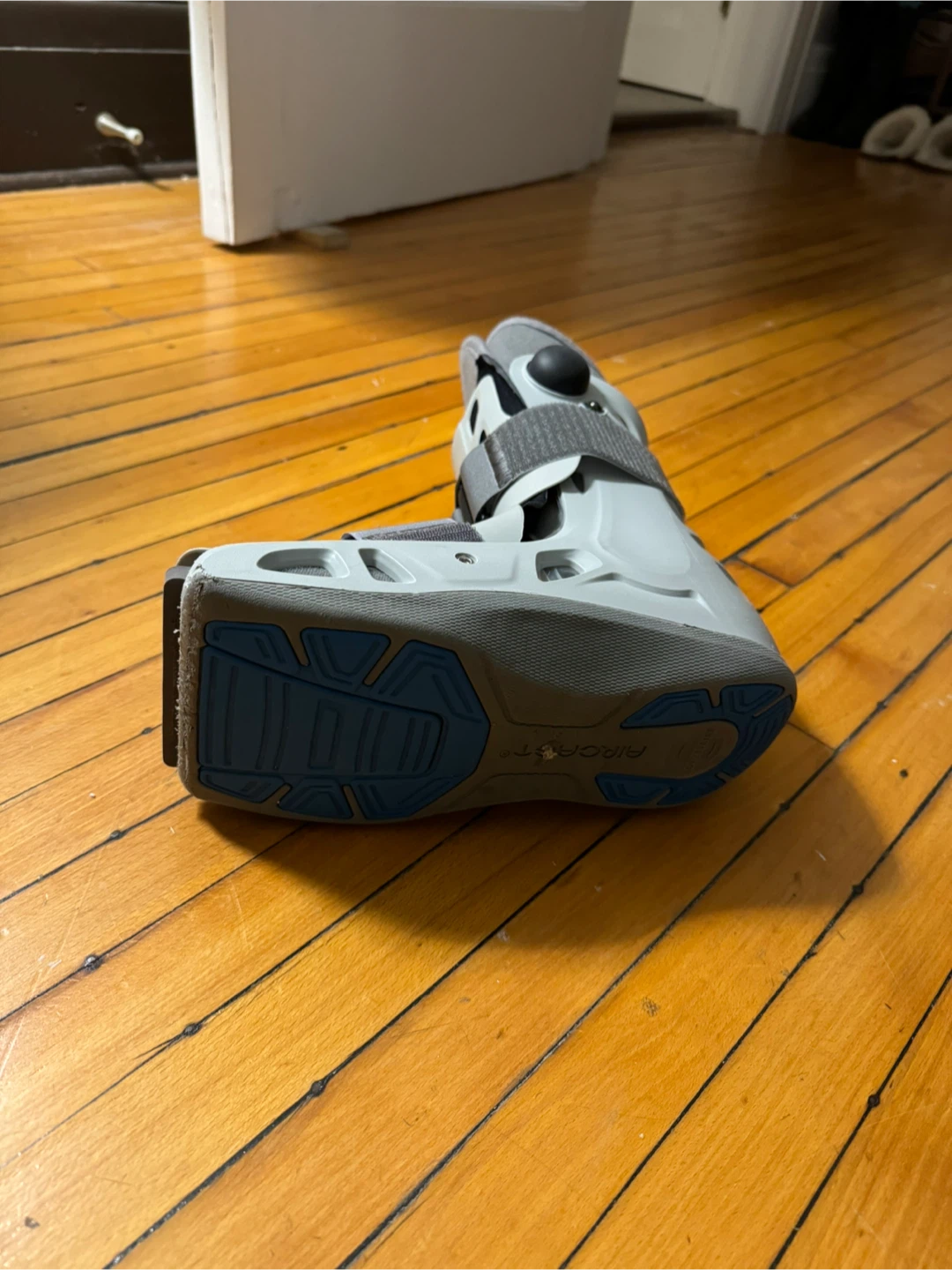 Aircast Walker Boot - Size M - photo 5