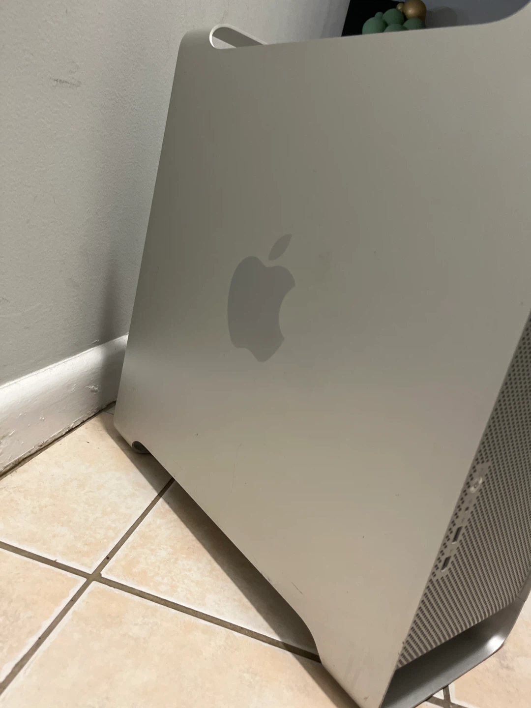 Apple Mac Pro (Early 2008) - photo 3