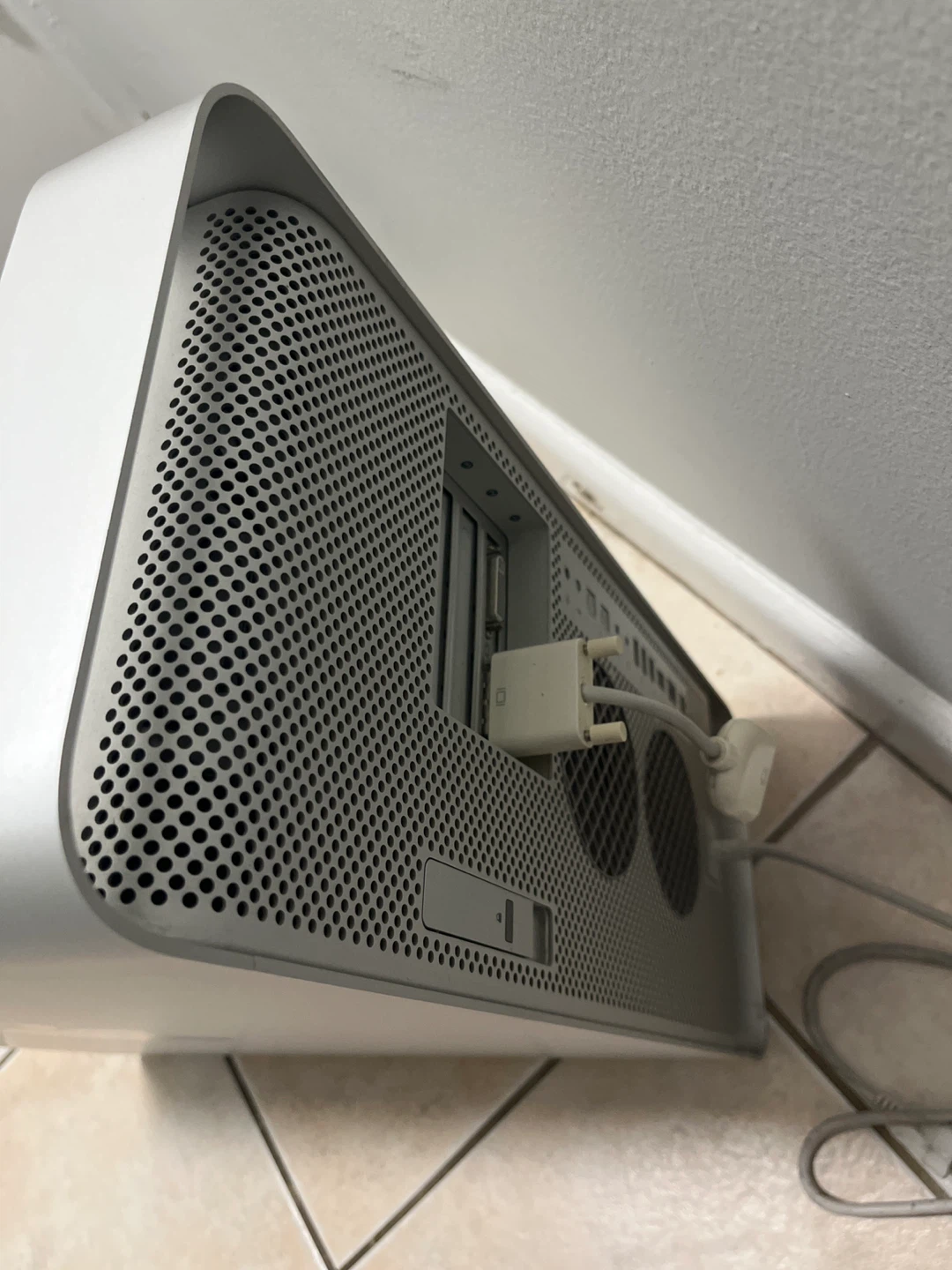 Apple Mac Pro (Early 2008) - photo 4