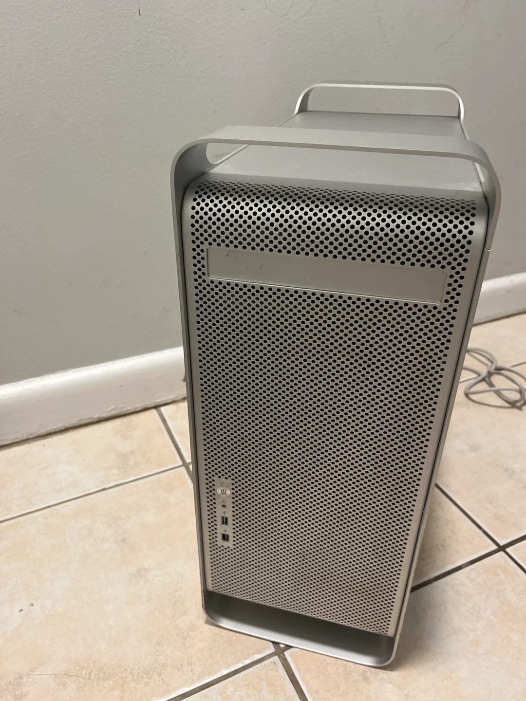 Apple Mac Pro (Early 2008) - photo 2