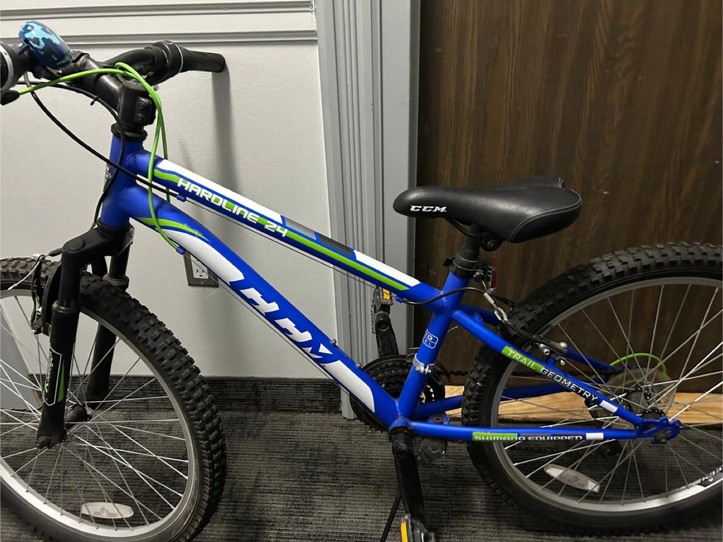Move out Sale: CCM Hardline 24 Bike- immaculate condition