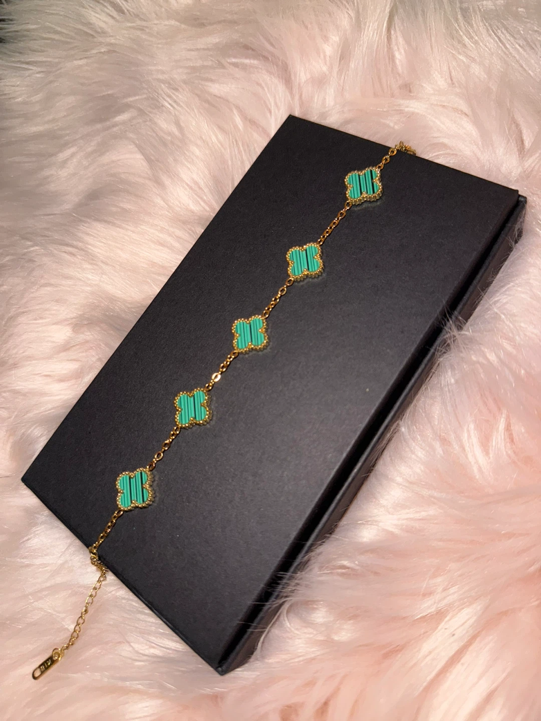 Clover Bracelet with Box - photo 2
