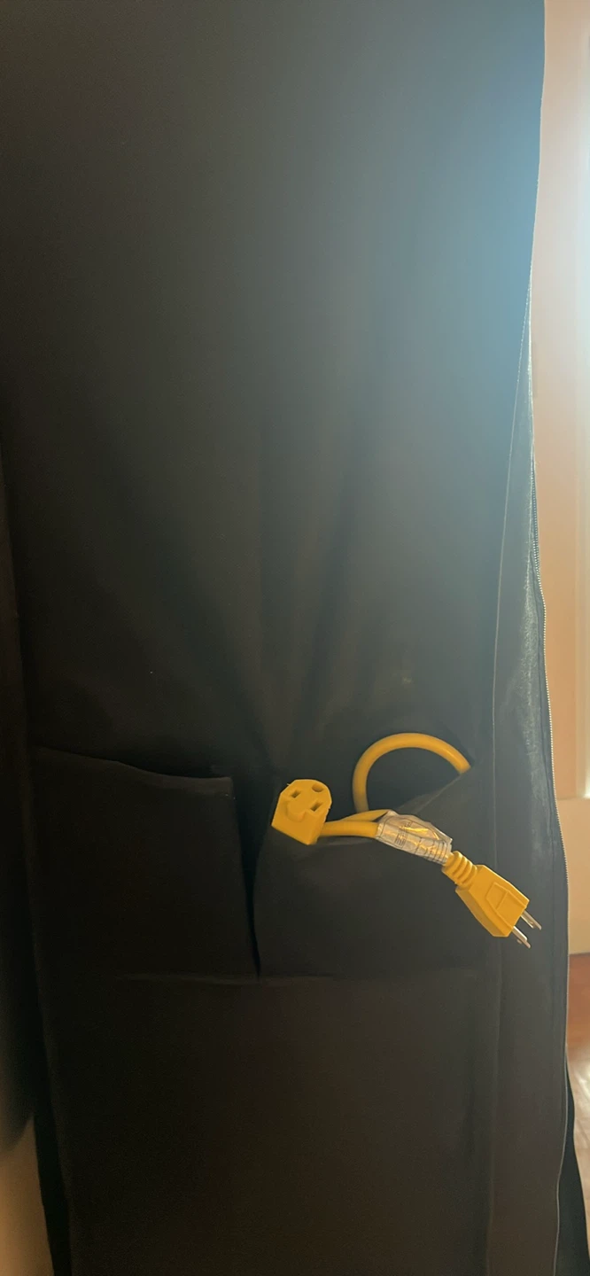 Black shoe rack with zipper that covers - photo 3