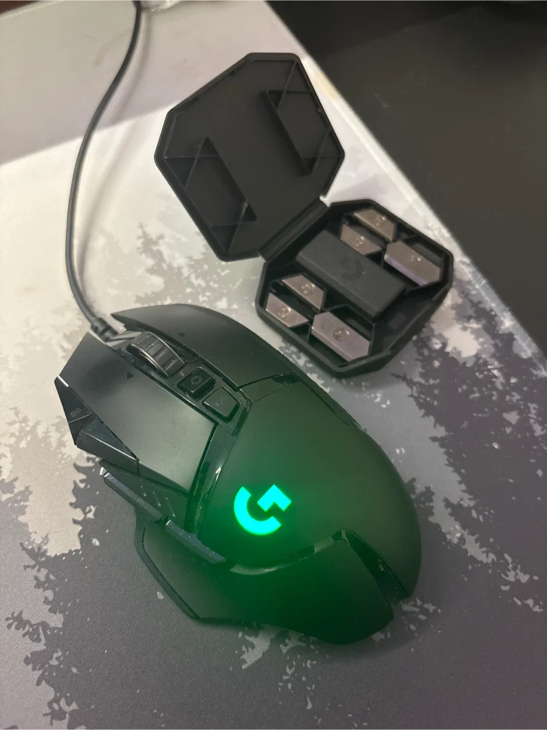 Logitech G502 Hero Gaming Mouse thumbnail