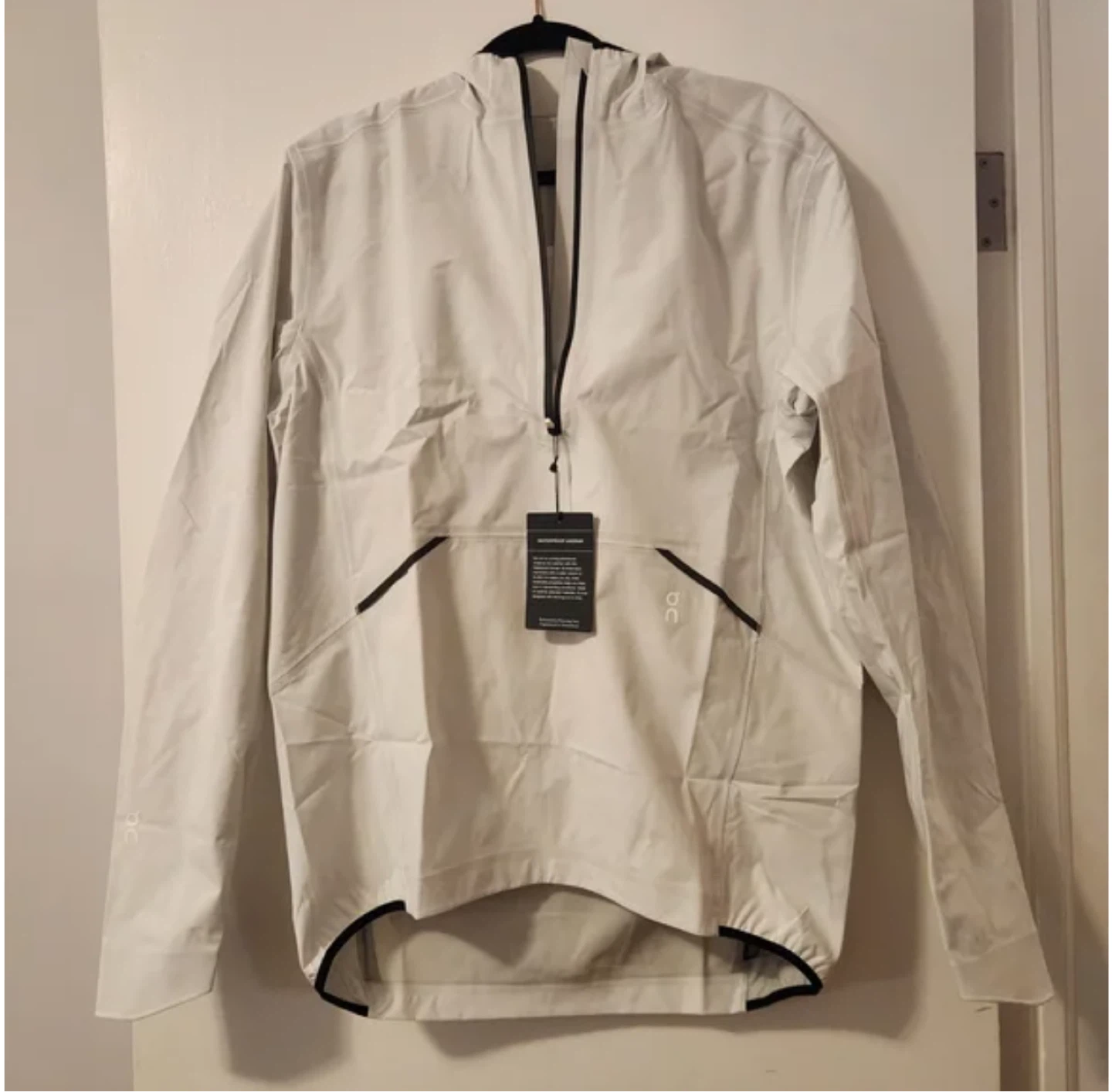 On Waterproof Anorak - Men's Large