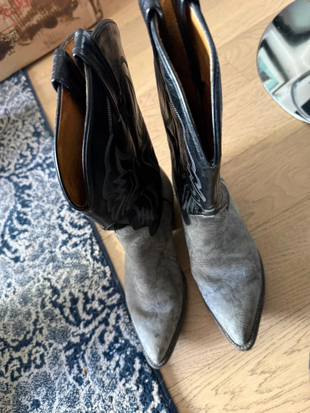 Cowboy Boots - Gray & Black Leather