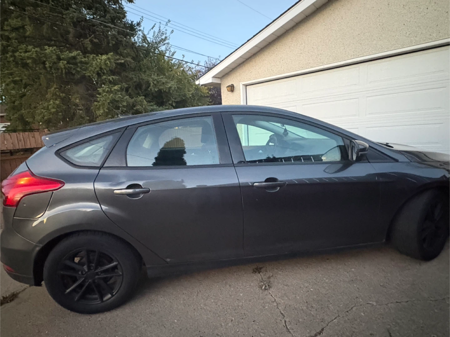 Ford Focus Hatchback 2017 - photo 4