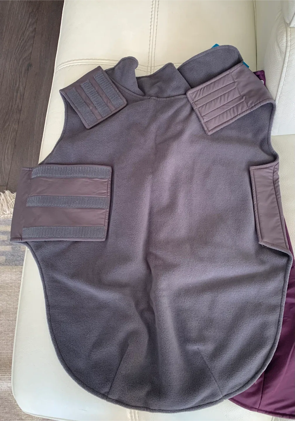 🐾 BRAND NEW! RCPets coat for dogs, size 24 image indicator(2)