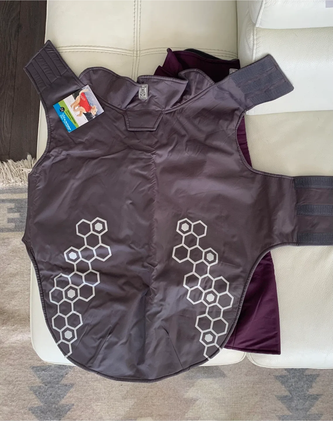 🇨🇦 BRAND NEW! RCPets coat for dogs, size 24 thumbnail