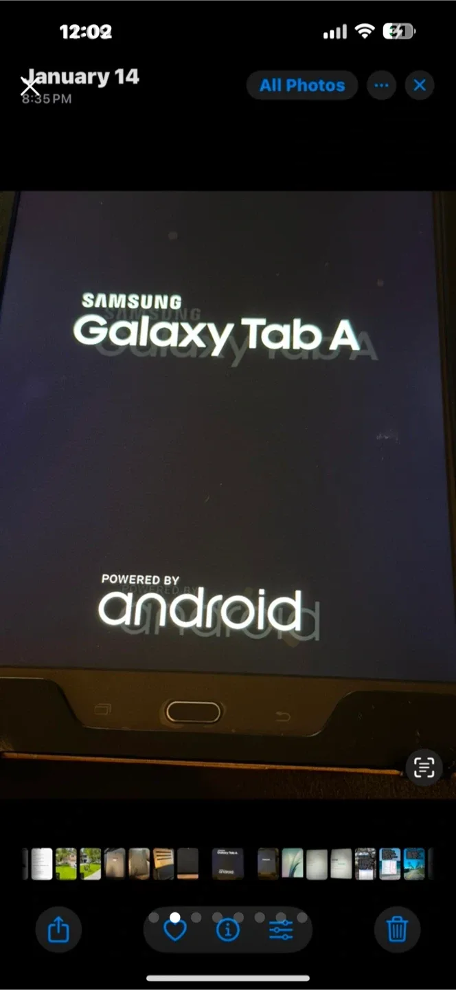 Samsung Galaxy Tab A 9.7 inch - 16GB image indicator(2)