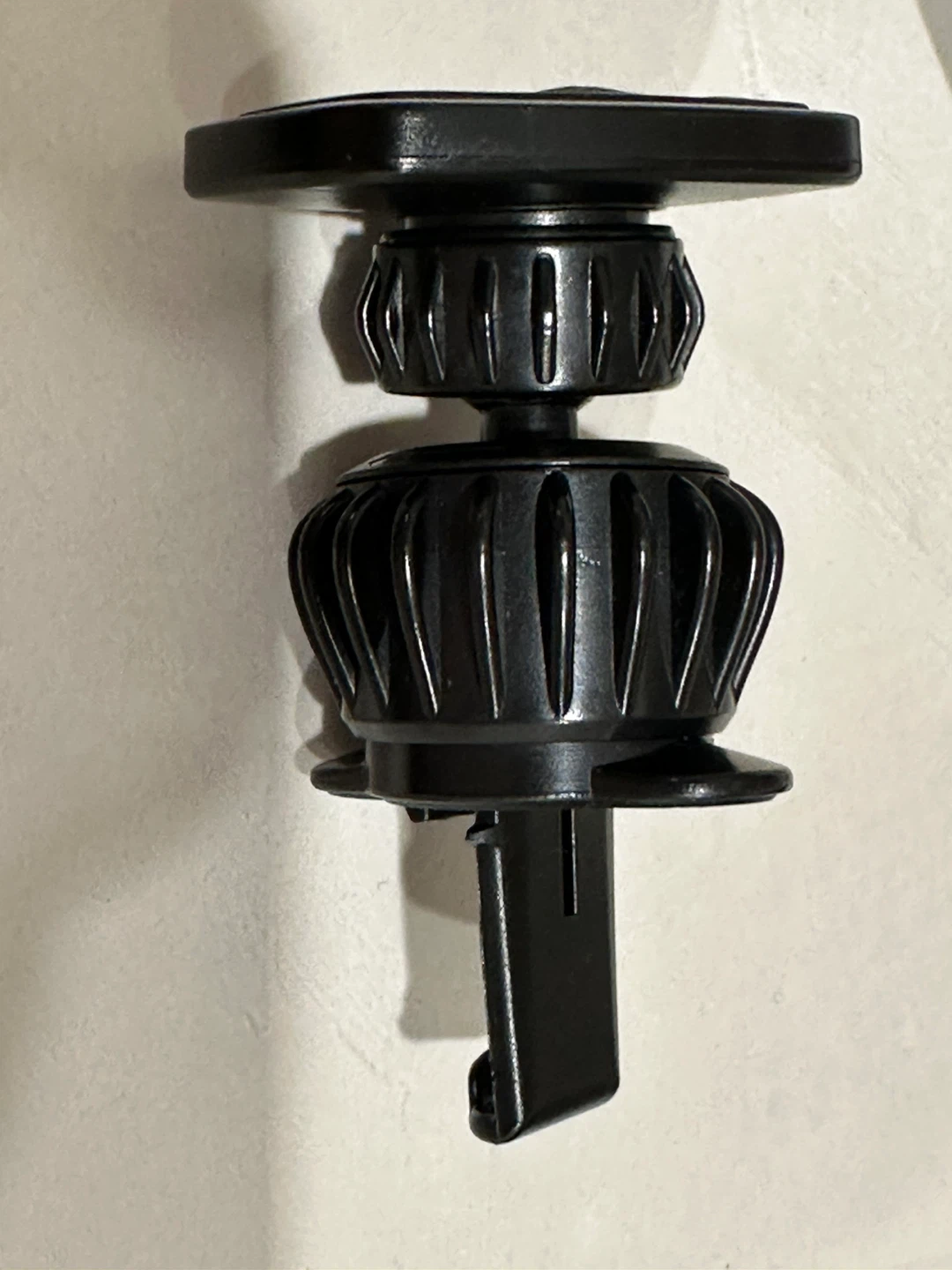 LISEN Car Phone Mount - photo 2