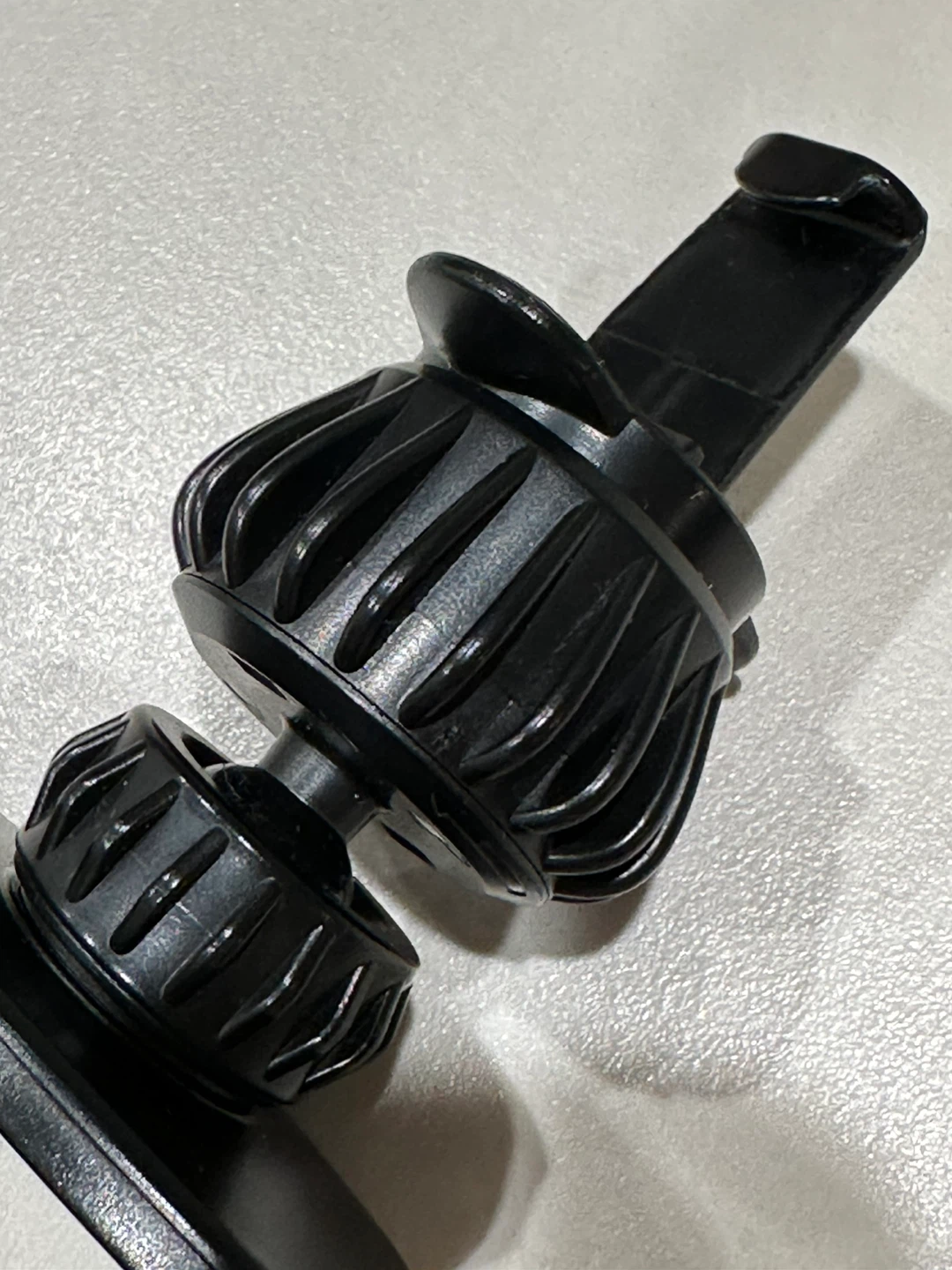 LISEN Car Phone Mount - photo 3