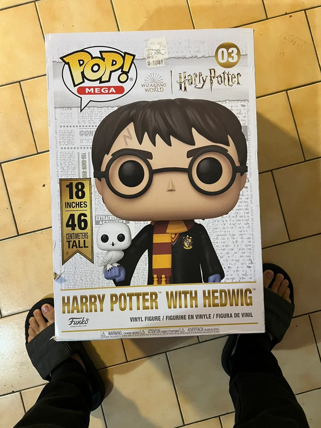 Funko Pop! Mega Harry Potter with Hedwig 18 inch image indicator(2)
