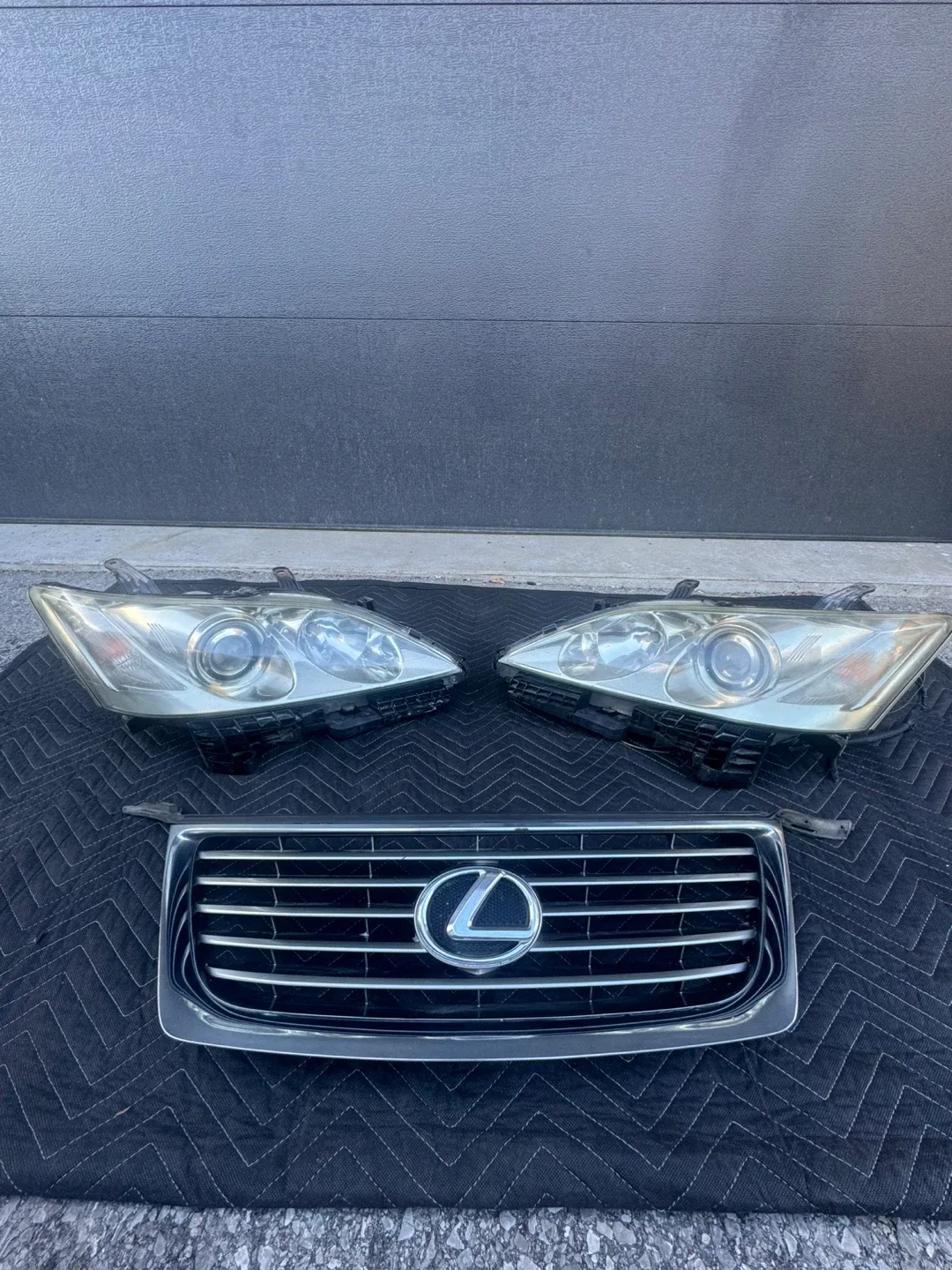 Lexus Headlights & Grille 2007-2010 ES350 image indicator(2)