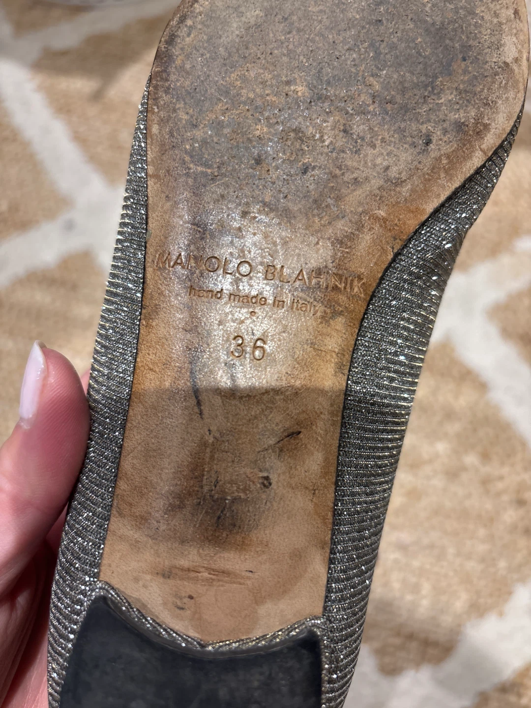 Manolo Blahnik Silver Glitter Flats - Size 36 - photo 3