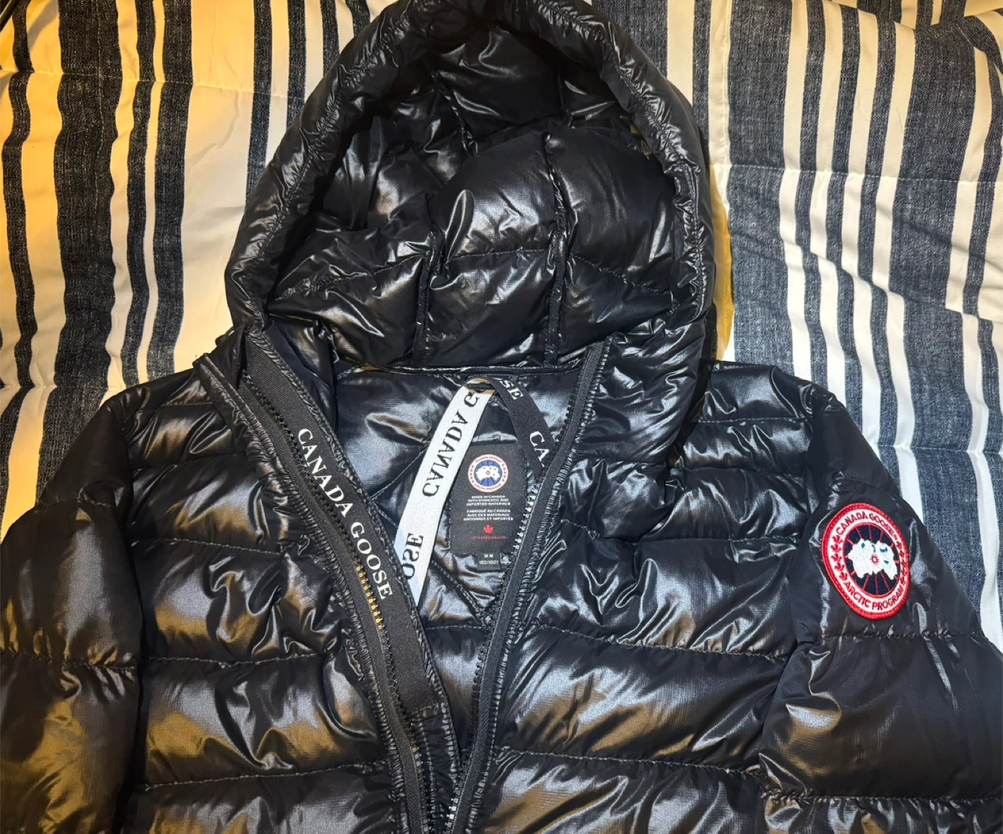 Canada Goose Black Down Puffer Jacket - Size M - photo 2