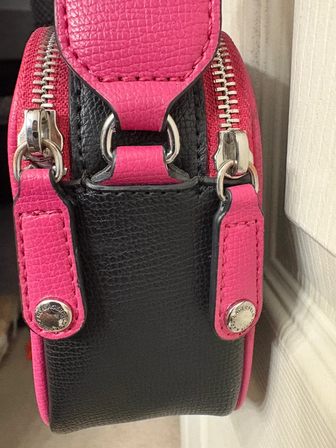 Karl Lagerfeld Paris Black Crossbody Bag image indicator(6)