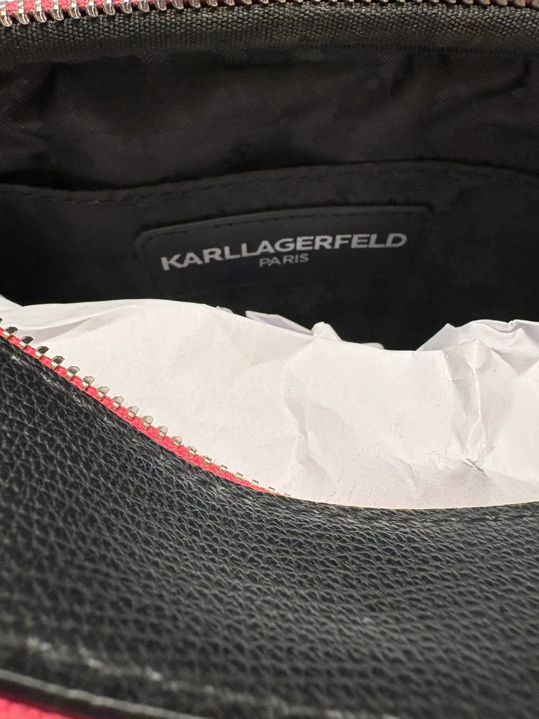 Karl Lagerfeld Paris Black Crossbody Bag image indicator(7)