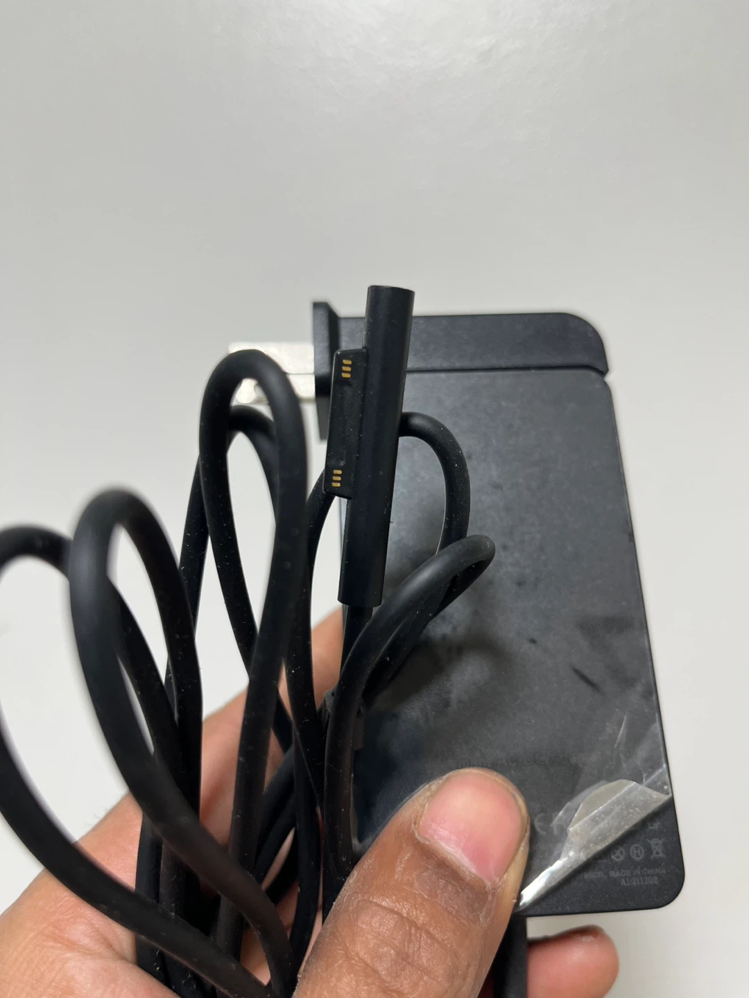 Microsoft Surface AC/DC Adapter - photo 2