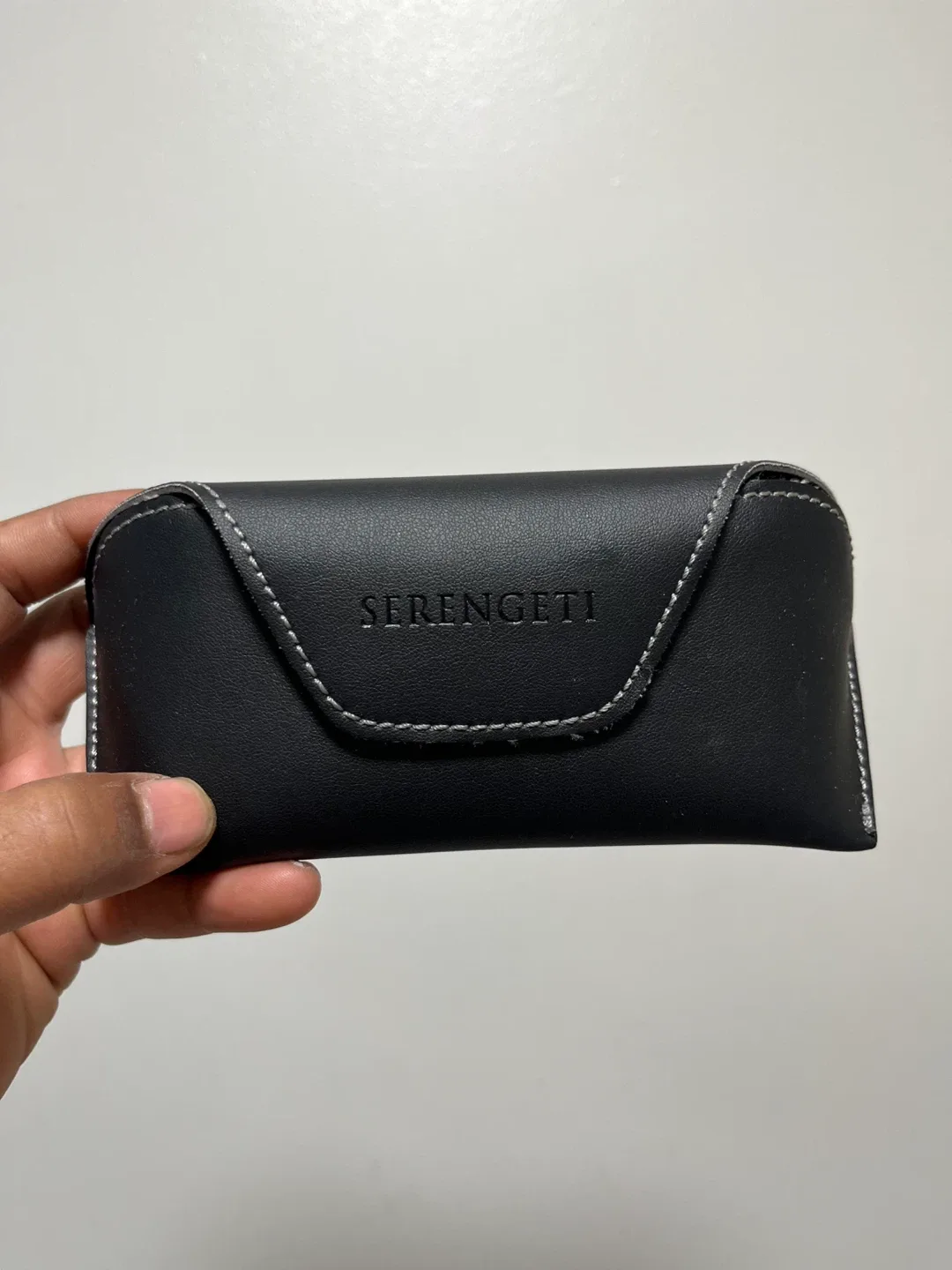 Serengeti Eyewear Case image indicator(4)