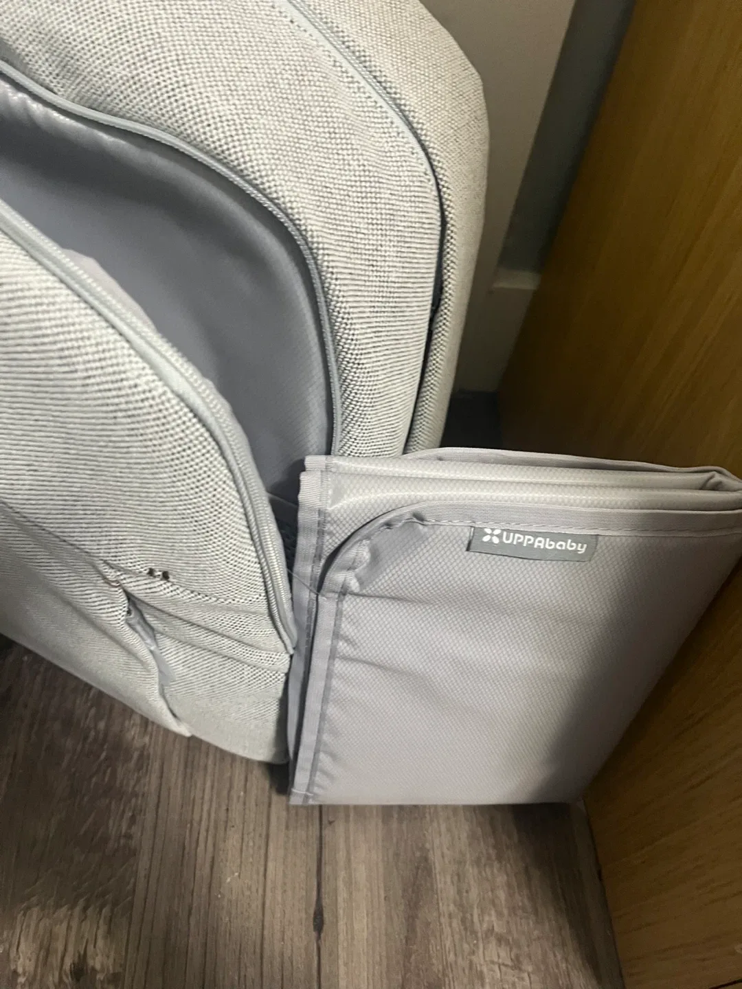 UPPAbaby Changing Backpack Diaper Bag image indicator(3)