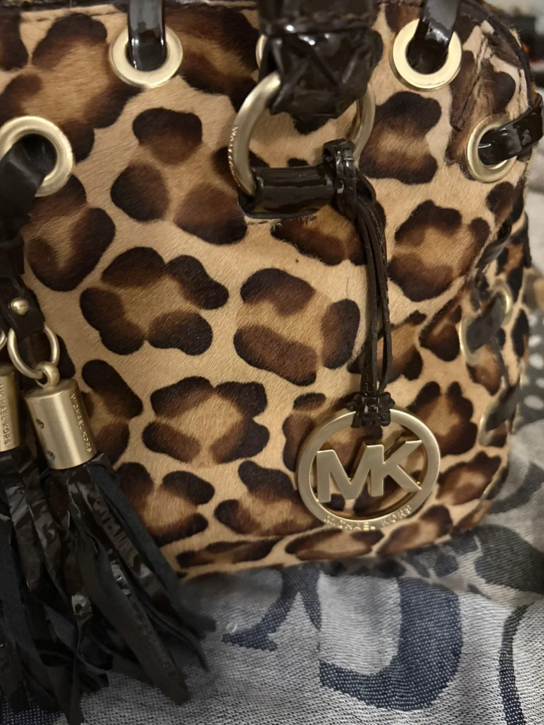 Michael Kors Leopard Print Handbag image indicator(3)