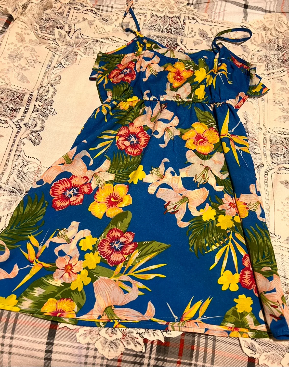 Woman’s Tank Top - Size Small image indicator(3)