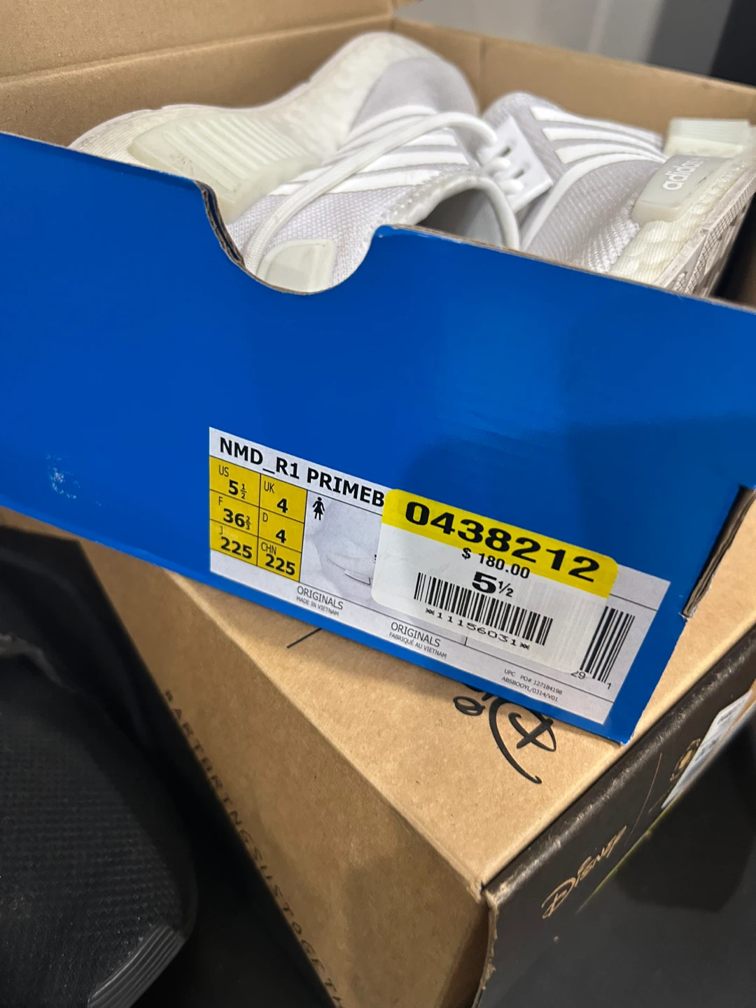 Adidas nmd women’s 5.5 but fits 6.5-7 - photo 3