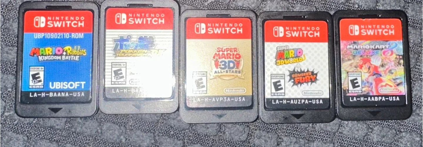 Nintendo Switch Games & Case image indicator(2)