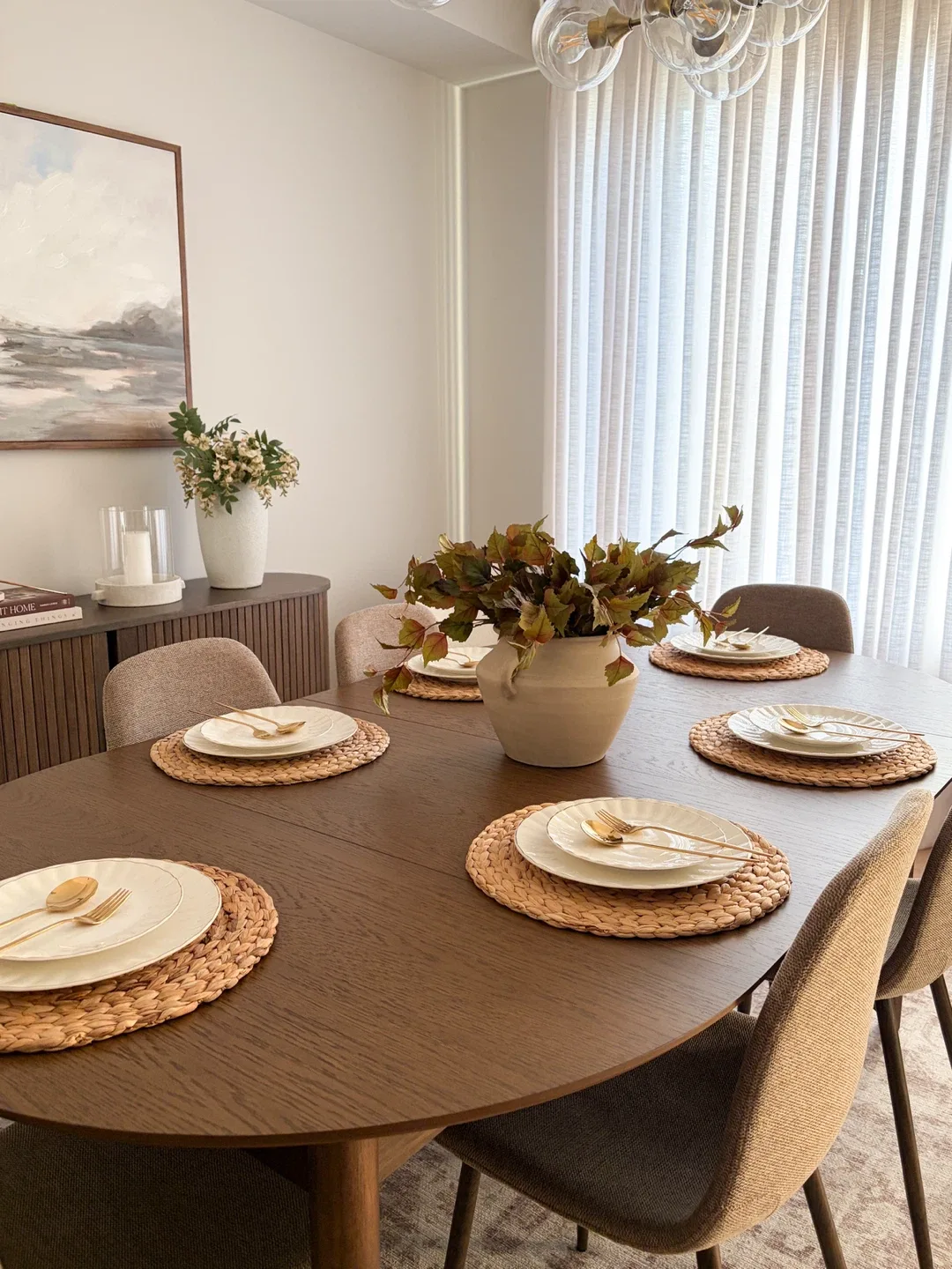 Dining Set with 6 Chairs & Sideboard image indicator(2)