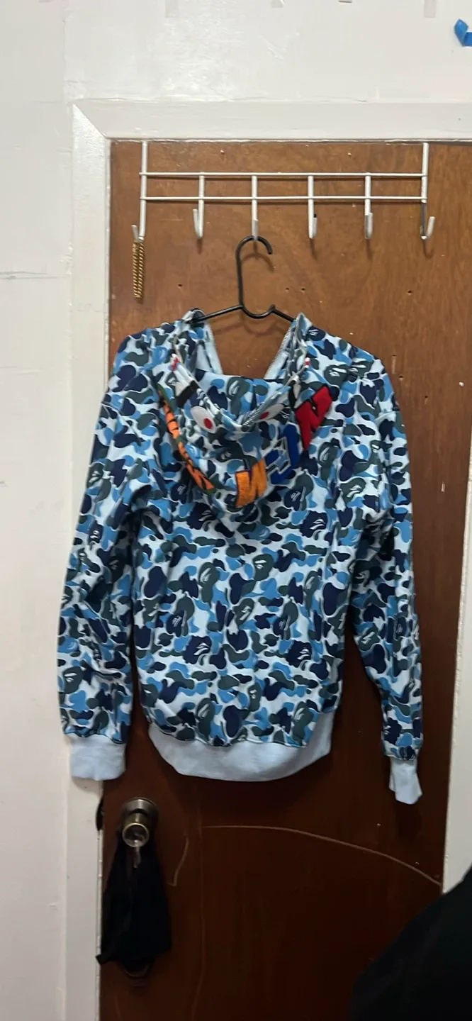 BAPE Blue Camo Shark Hoodie image indicator(2)