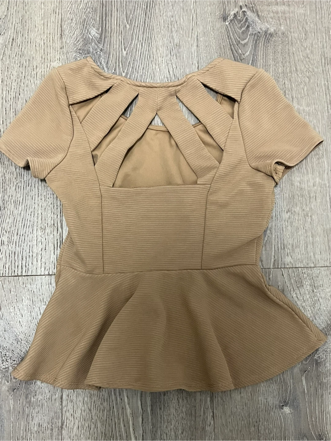 Guess Beige Peplum Top - Size S - photo 2